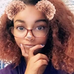 Meet your Posher, Tegan